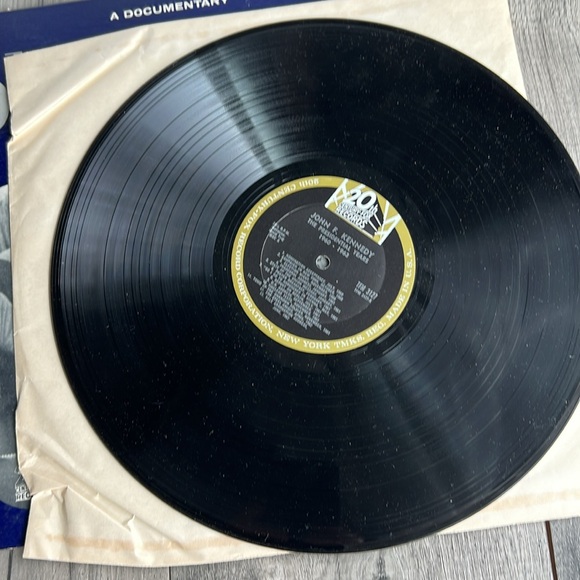 Vinyl Record  John F. Kennedy Presidential Years 1960 to 1963 - Picture 6 of 8